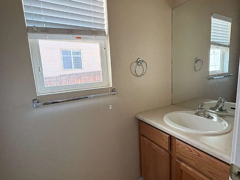 4521 Lazy River Dr — Photo 7