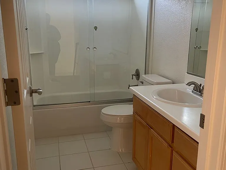 4006 Angelina Ln — Photo 13