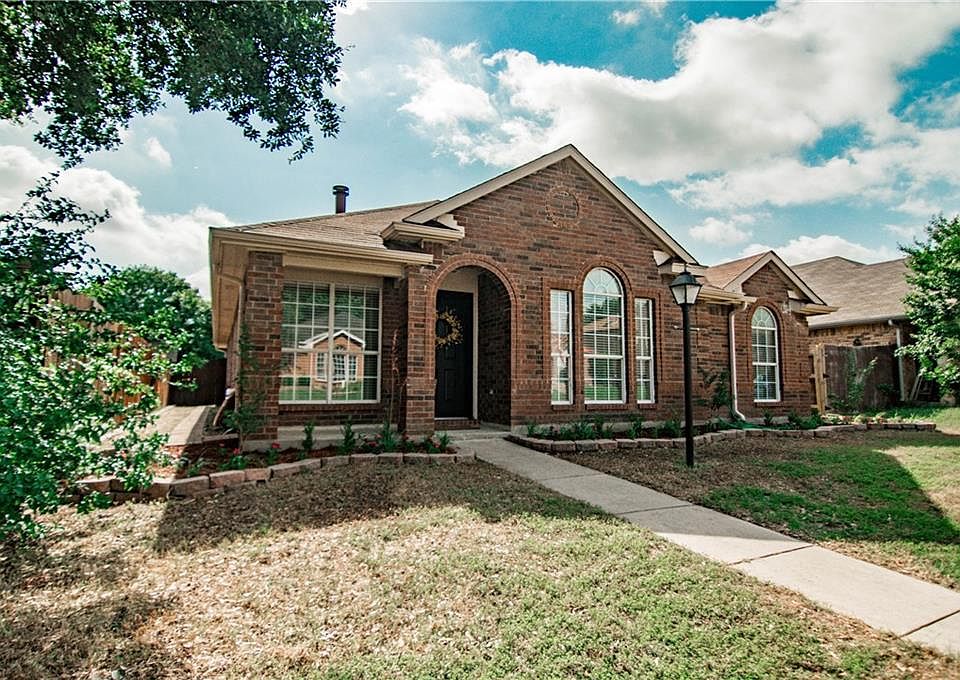 1st image of 1719 Creekway Dr