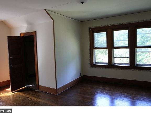 5th image of 2551 341st Ave NW