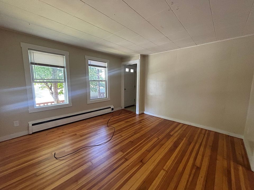 1st image of 51 Pulaski St #51