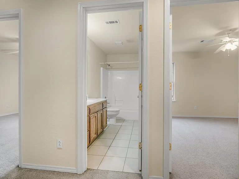 3606 Deerfield Blvd #2 — Photo 19