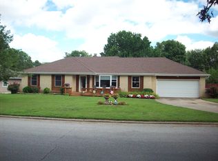 754 W Katella St, Springfield, MO 65807