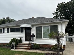 739 Sterling Rd, Wickliffe, OH 44092