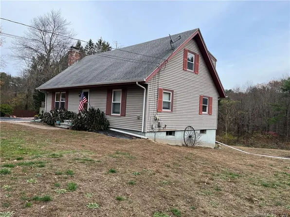 11 Valley Road, Thompson, CT 06255