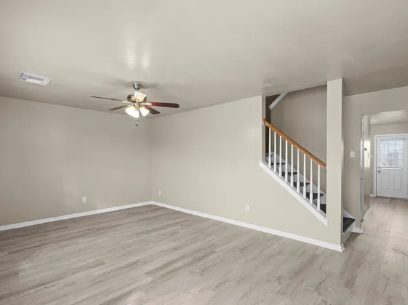 105 Green Isle Ave #120, Dickinson, TX 77539