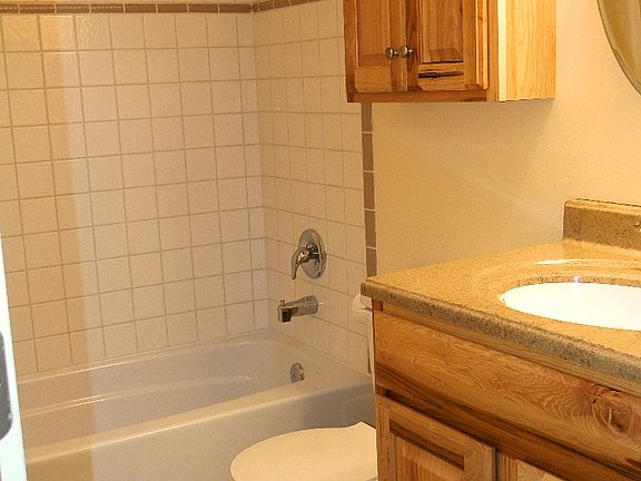 2nd image of 1372 SE Carl Pickel Dr