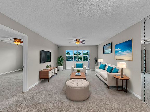 5th image of 9401 Sunrise Lakes Boulevard #311