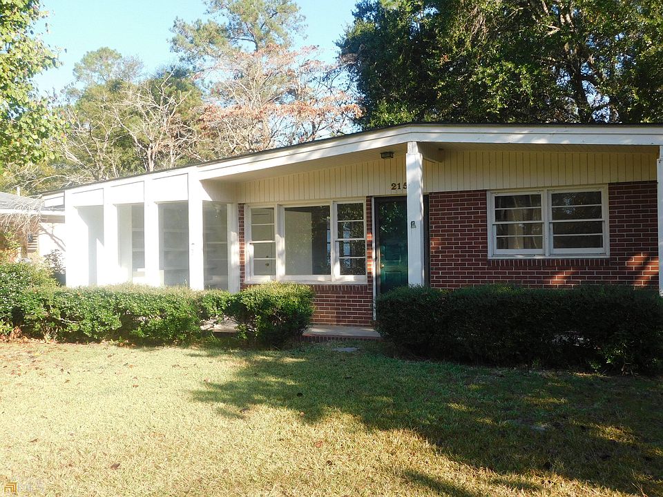 1st image of 215 Sylvan Heights Dr