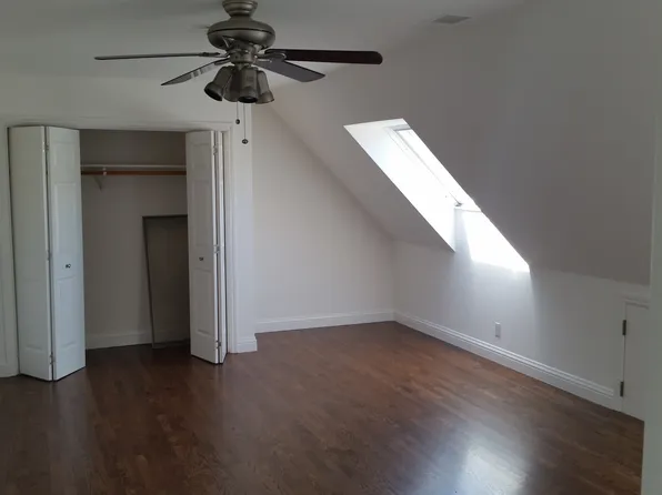 8 Blackhawk Ln #B, Burlingame, CA 94010