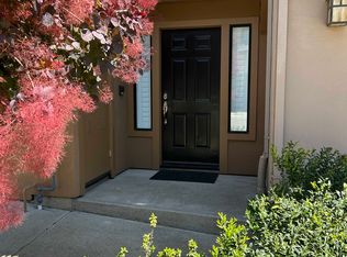 6676 Charing Cross Rd, Oakland, CA 94618