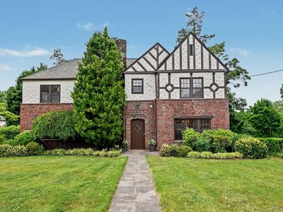 18 Fenimore Drive, Harrison, NY, 10528