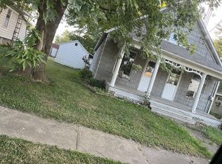 808 SE 6th St, Morrisonville, IL 62546
