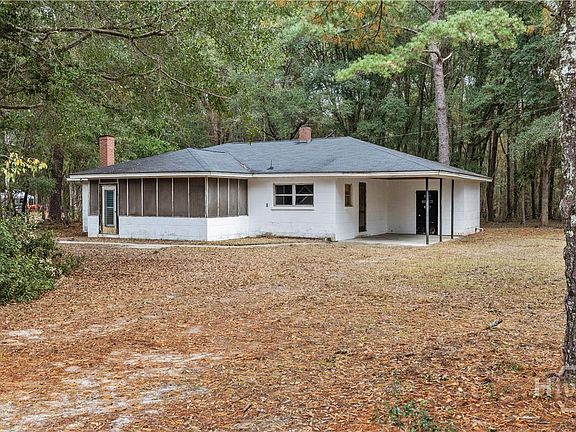 2nd image of 510 Sisters Ferry Road