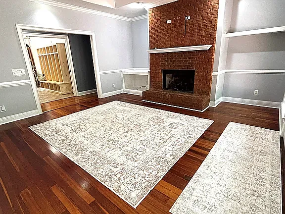5 bed, 4302 sqft, $3,000 — Photo 4