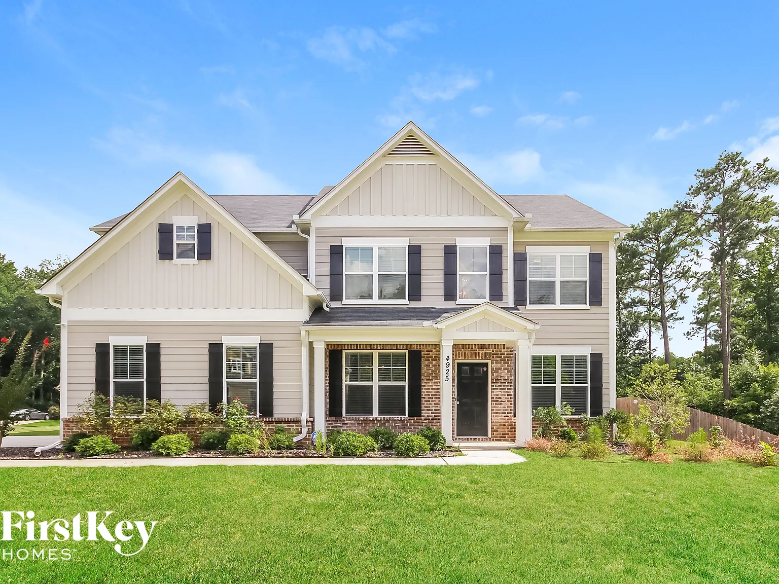 4 bed, 2.5 bath, 2554 sqft, $3,080 — Photo 1
