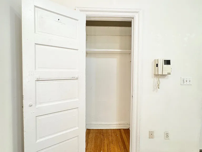 6015 Woodside Ave #5D — Photo 6