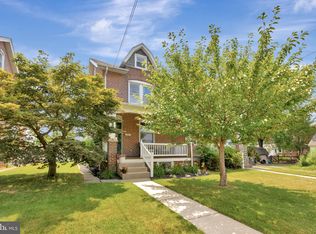 221 S Richardson Ave, Lansdale, PA 19446