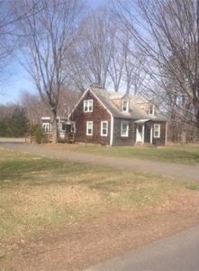 190 Woodbridge St, South Hadley, MA, 01075