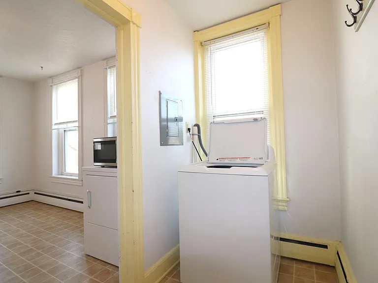 24 N Church St #2 — Photo 5