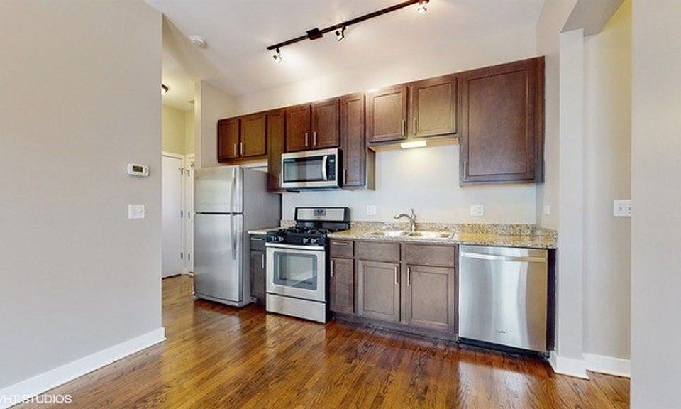 1st image of 1900-16 N Lincoln Ave #1912-B02
