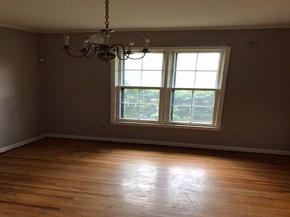 5th image of 3407 Sommerville Dr