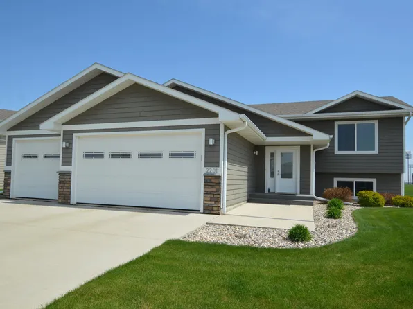2201 S Merton St, Aberdeen City, SD 57401