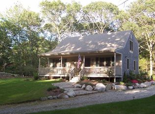 621 Hortonville Rd, Swansea, MA 02777
