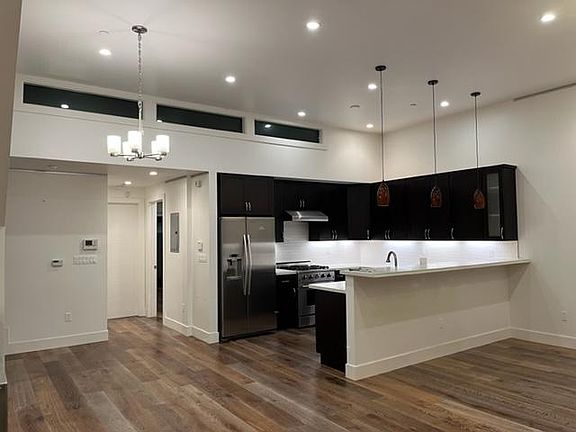 3rd image of 4037 18th St