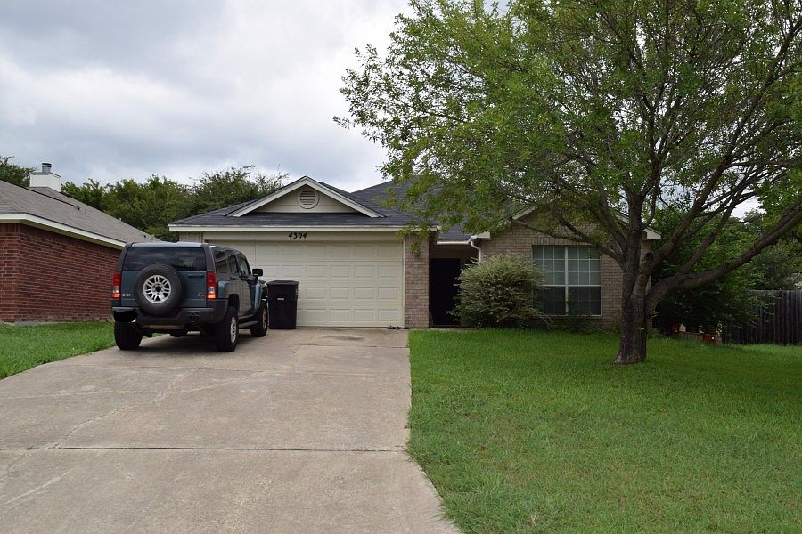 1st image of 4304 Briarwood Dr