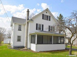 2169 Five Mile Line Rd, Penfield, NY 14526