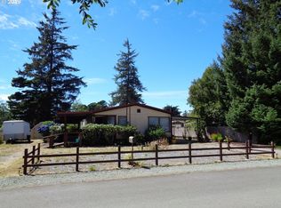 1070 June Ave SE, Bandon, OR 97411