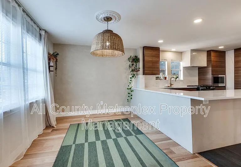 1112 Kings Hwy #4 — Photo 3