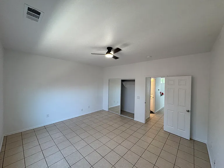 31200 Avenida Alvera #B — Photo 12