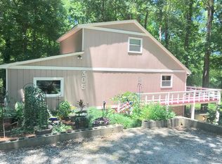 305 Lynn St, Greenwood, SC 29649