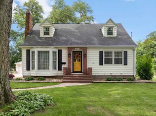 1821 Grand Blvd, Cedar Falls, IA 50613