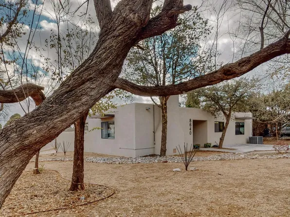 8640 Horacio Pl NE, Albuquerque, NM 87111