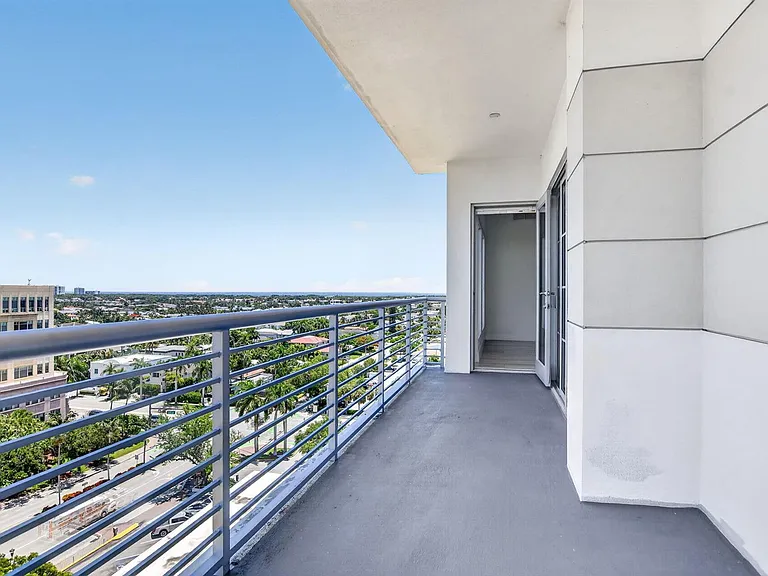 155 E Boca Raton Rd #1019 — Photo 33