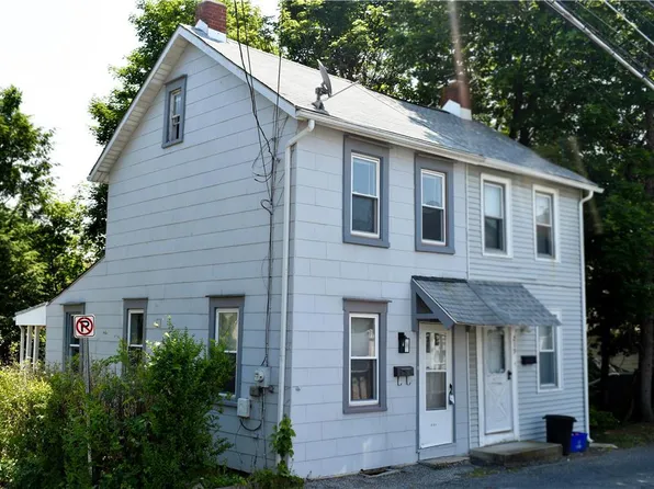 221 Milton St, Catasauqua, PA 18032