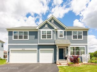 4021 Hunt Club Dr, Oswego, IL 60543