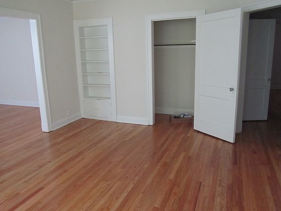 4th image of 1374 W Greenleaf Ave APT 1S