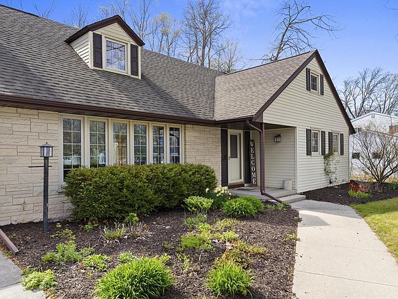 4th image of 1140 Tanglewood ROAD