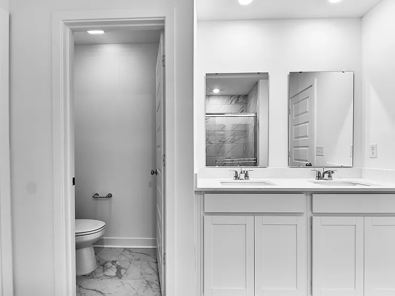 8603 Georgina St — Photo 32