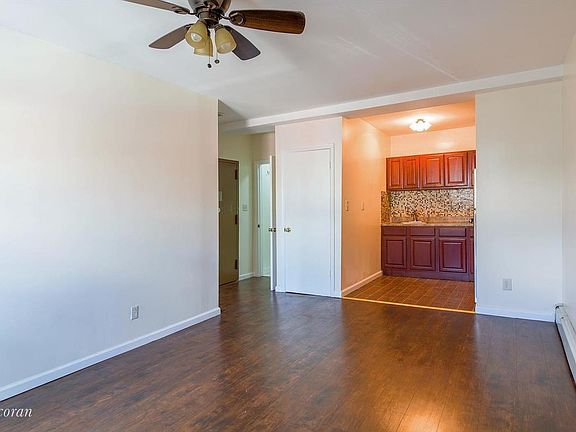 2nd image of 195 Stanhope St APT 2F