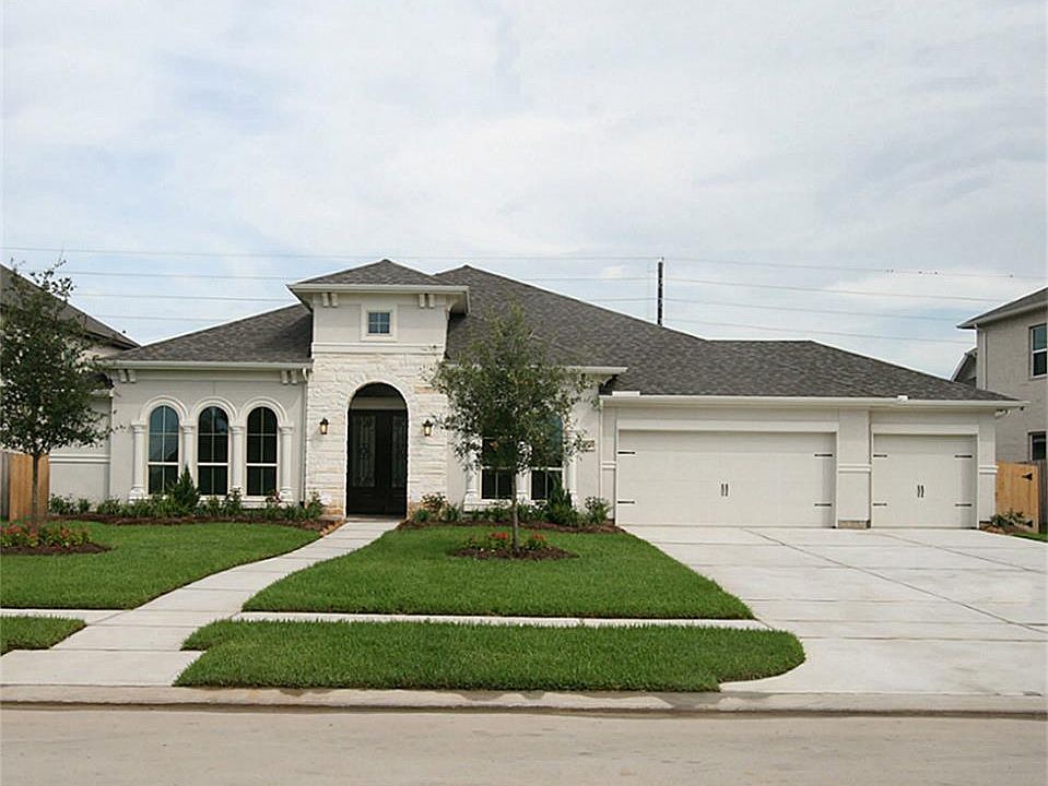 1st image of 10326 Oliva View Ln