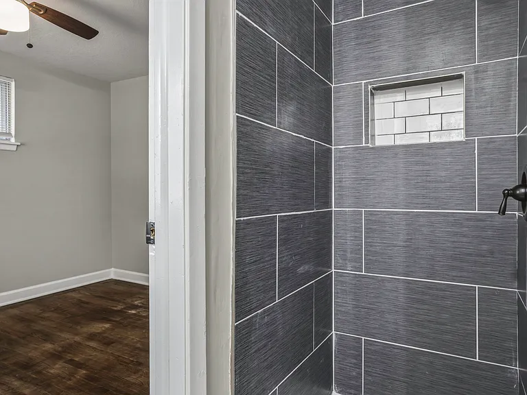 4907 N Fremont Ave — Photo 20