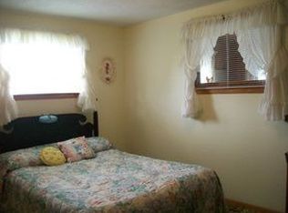 144 Siebert Dr, Houghton Lake, MI 48629