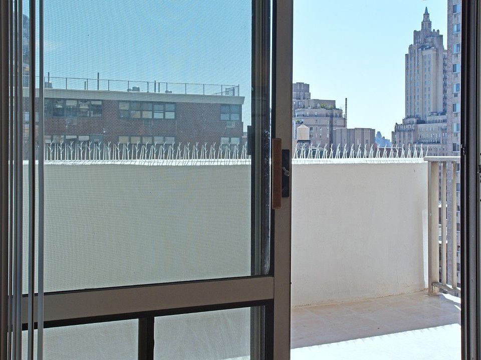 1st image of 100 W 94th St APT 15E