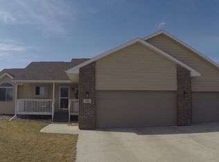 1124 Copper Mountain Rd, Brookings, SD 57006