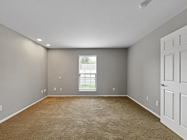 Heritage Glen — Photo 33
